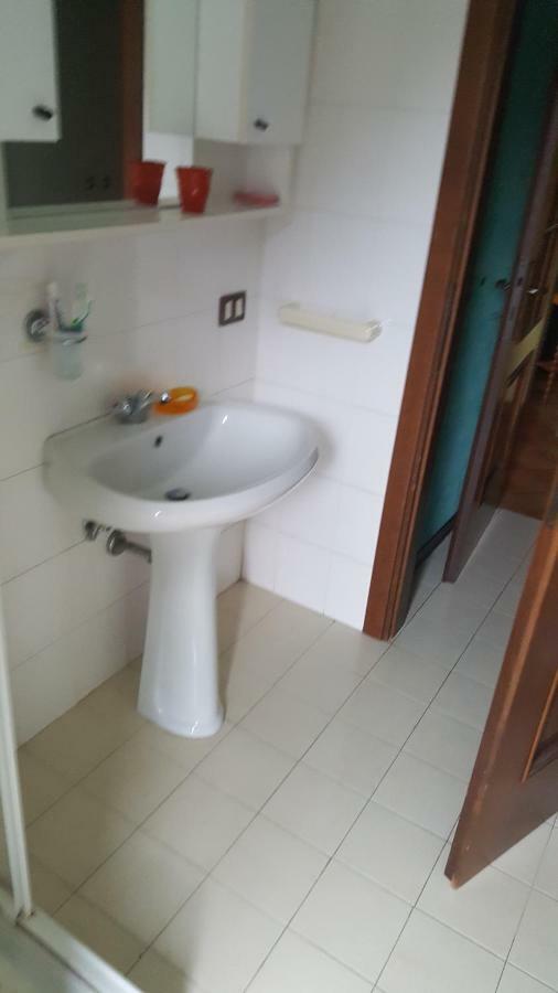 Alex'S Home Crone Esterno foto